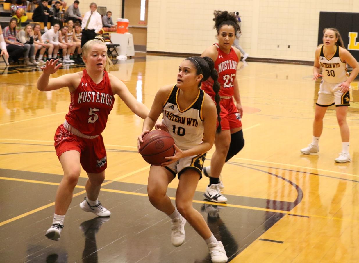 EWC women win mid-week clash at LCCC
